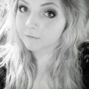 Meet your Posher, Abigail